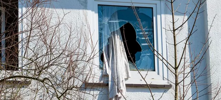 Storm Window Installation Contractors in Sebastian, FL
